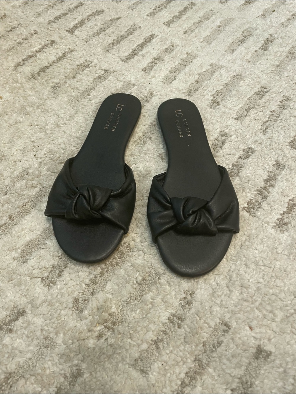 LC Lauren Conrad Black Knotted Slide Sandals